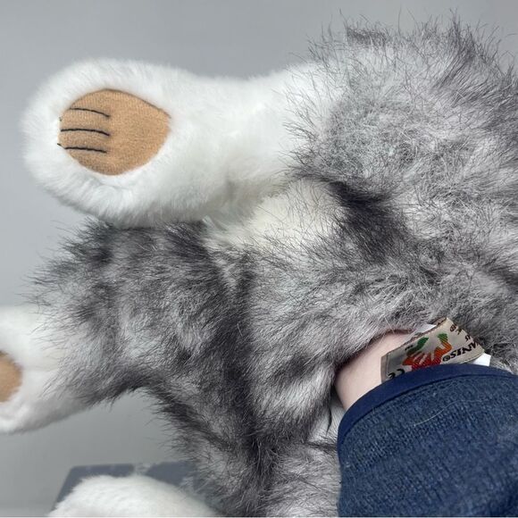 Folkmanis 15” Plush Gray Timber Wolf Hand Puppet - Picture 14 of 14